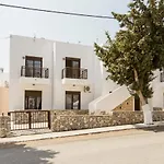 Harmonia At Gennadi Court